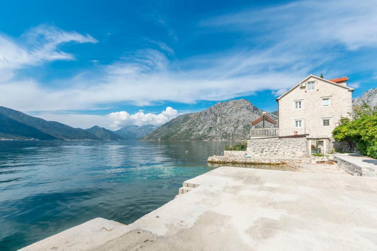 Apartments Mir I Dobro Kotor Exterior foto