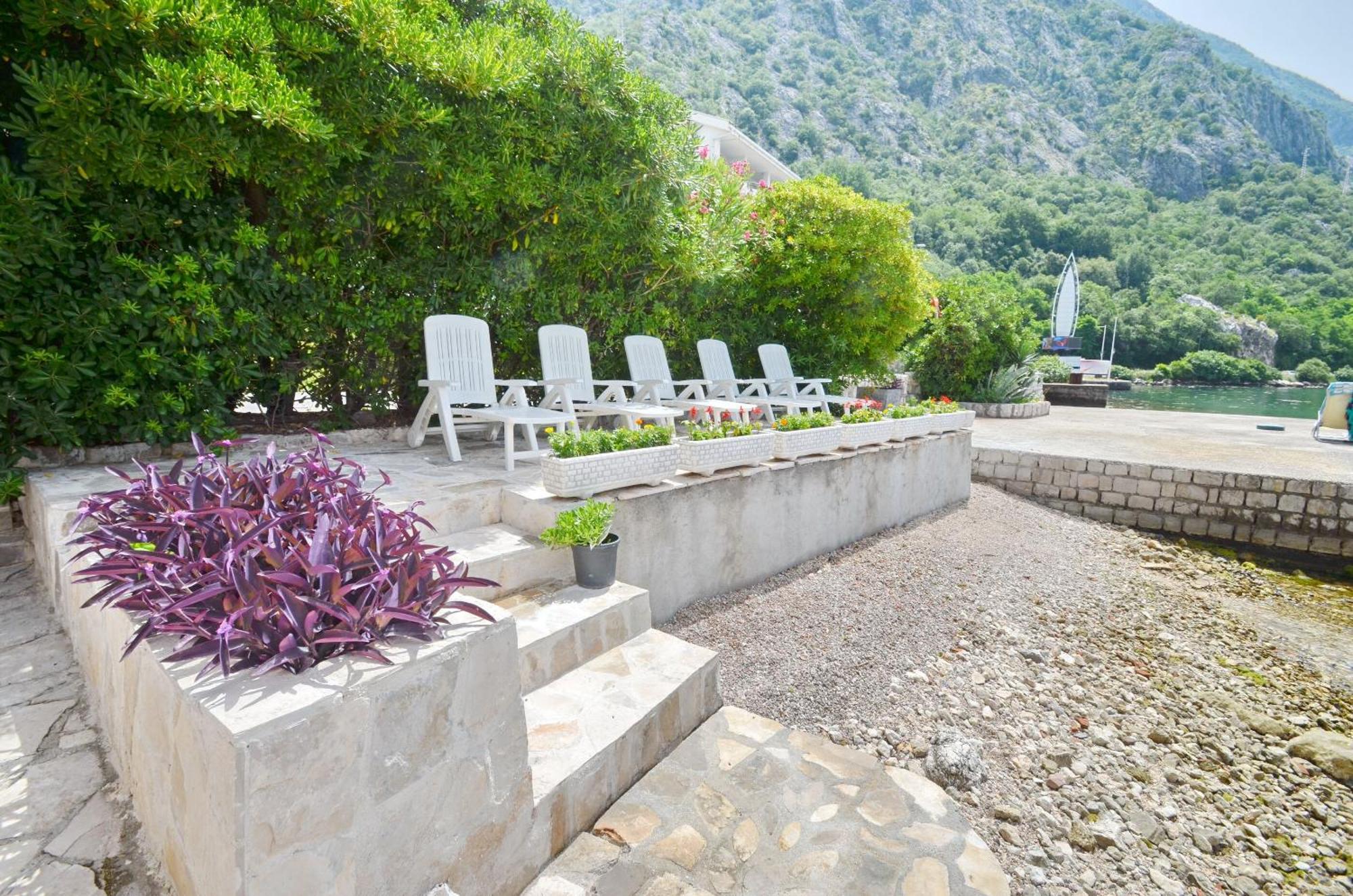 Apartments Mir I Dobro Kotor Exterior foto