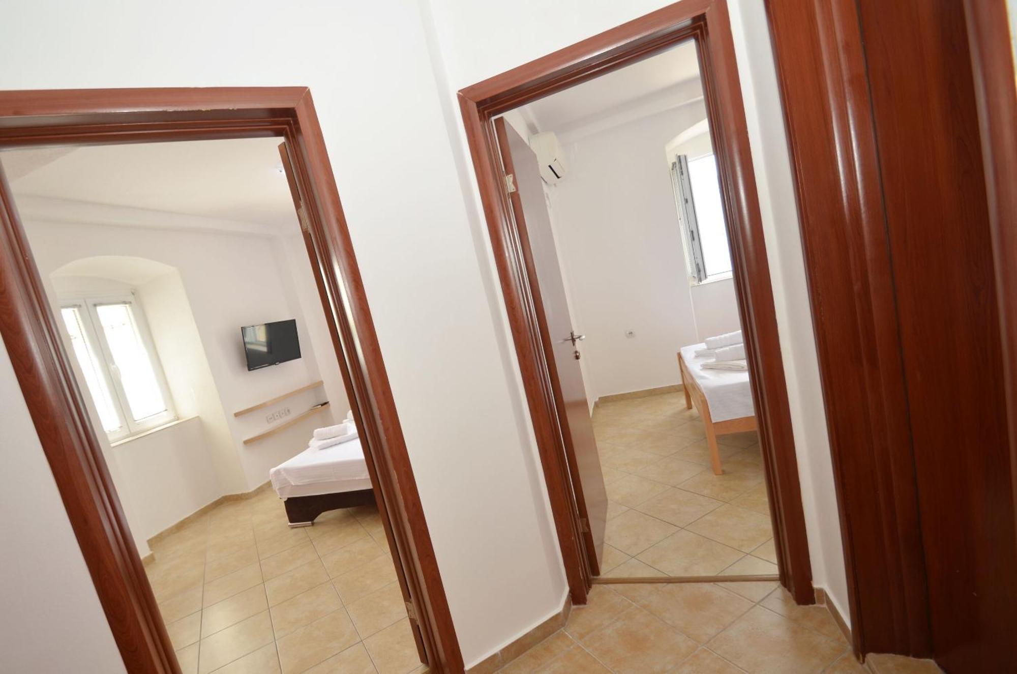 Apartments Mir I Dobro Kotor Exterior foto
